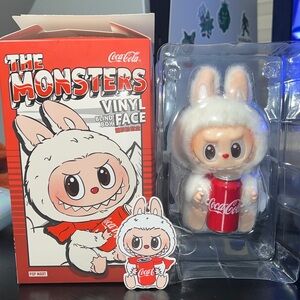 AUTHENTIC ~ Coca-Cola The Monsters Vinyl Figure